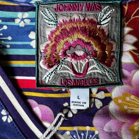 Johnny Was Large Pajaro Favorite 3/4 Sleeve V-Neck Multicolor Top NWT - Picture 7 of 9
